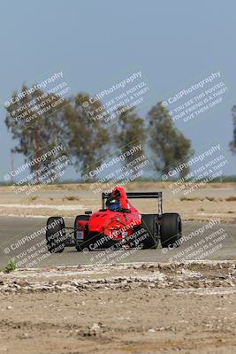 media/May-01-2022-CalClub SCCA (Sun) [[03a481c204]]/Group 6/Qualifying (I5)/